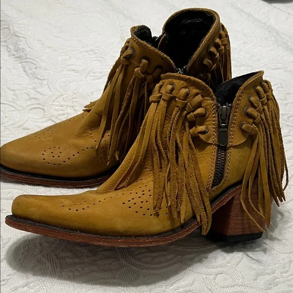 Western Ankle Boots Women Size 8.5 Tan Fringe - Picture 3 of 11